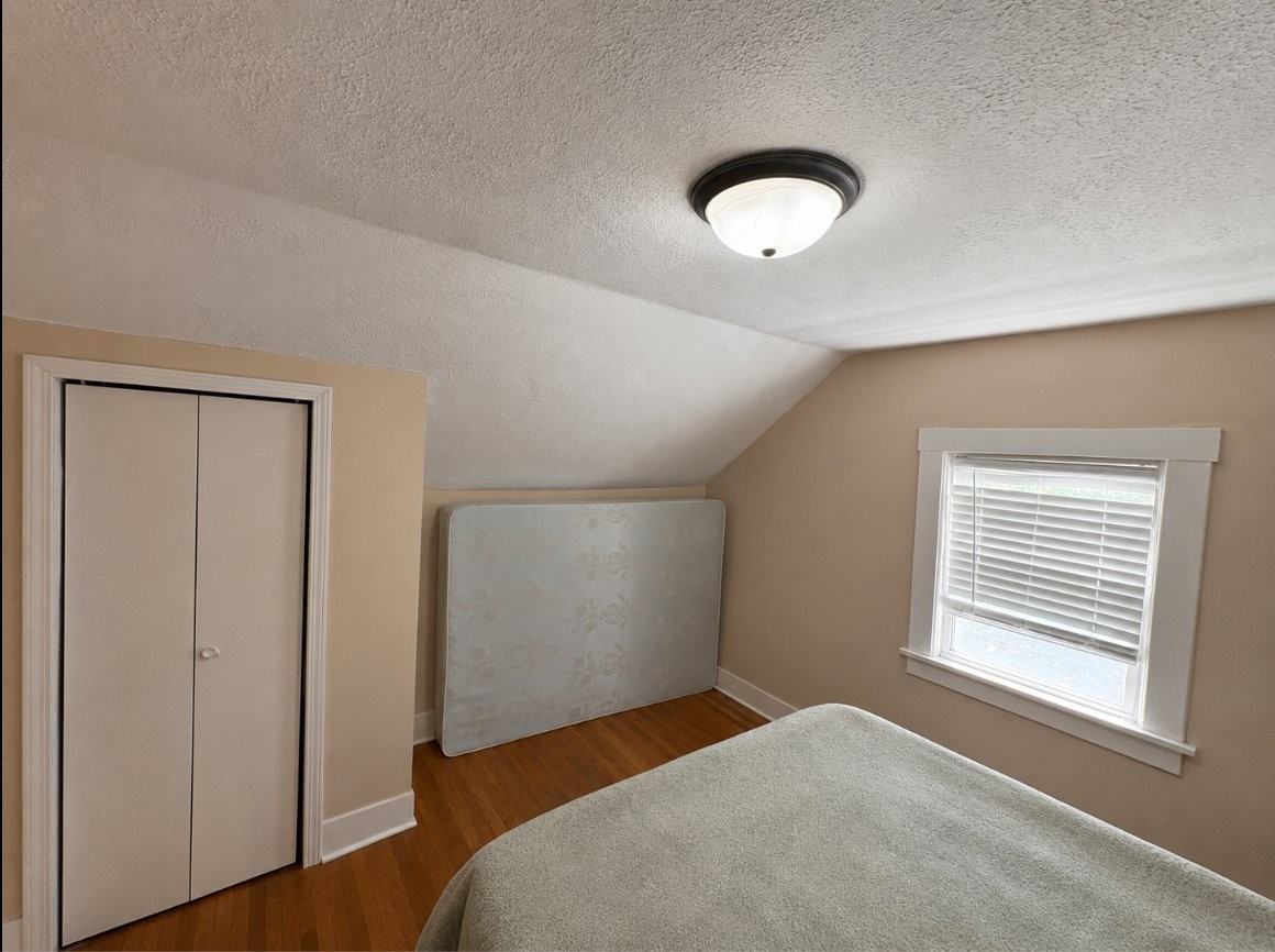 412 S 10th St #1 - Photo 7 of 9