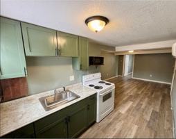 featured image of 412 S 10th St #2