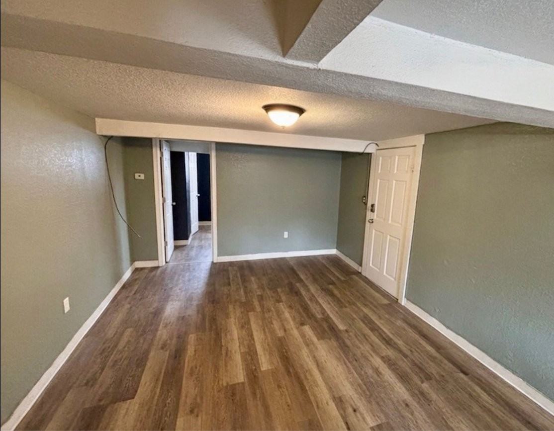 412 S 10th St #2 - Photo 4 of 14