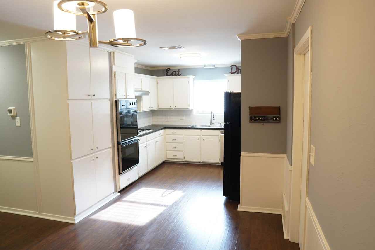 2205 Vail Ct - Photo 4 of 15