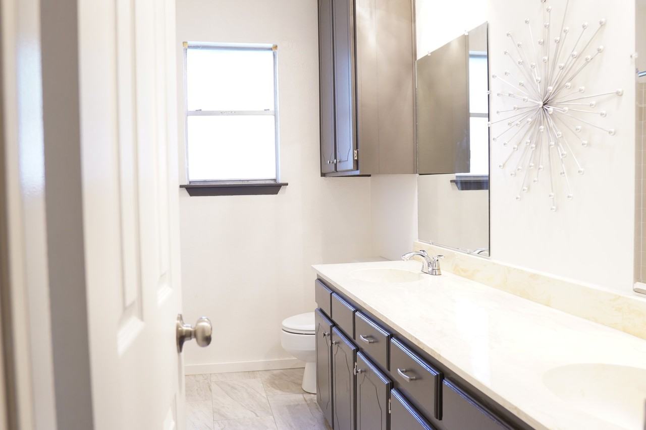2205 Vail Ct - Photo 7 of 15