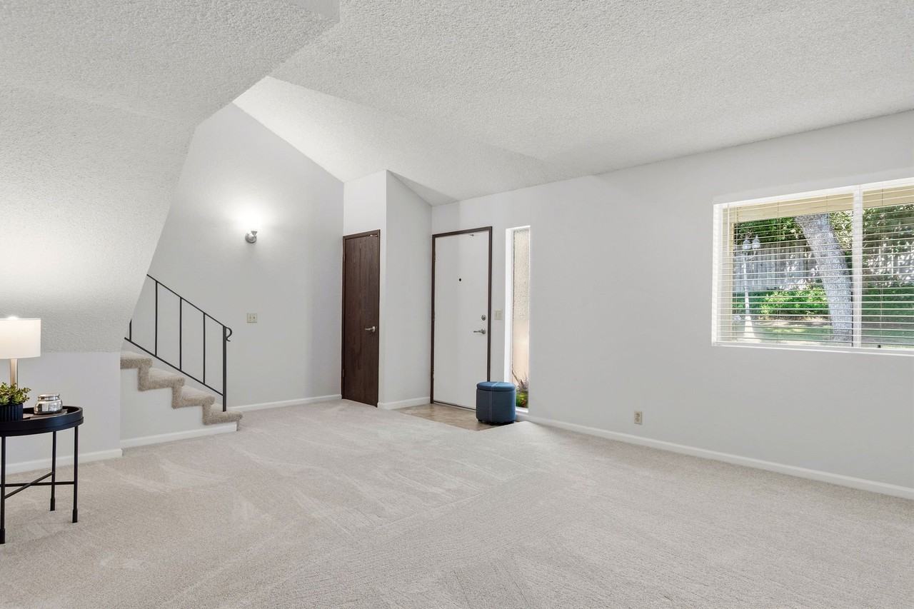 7235 Cinnamon Cir - Photo 3 of 32