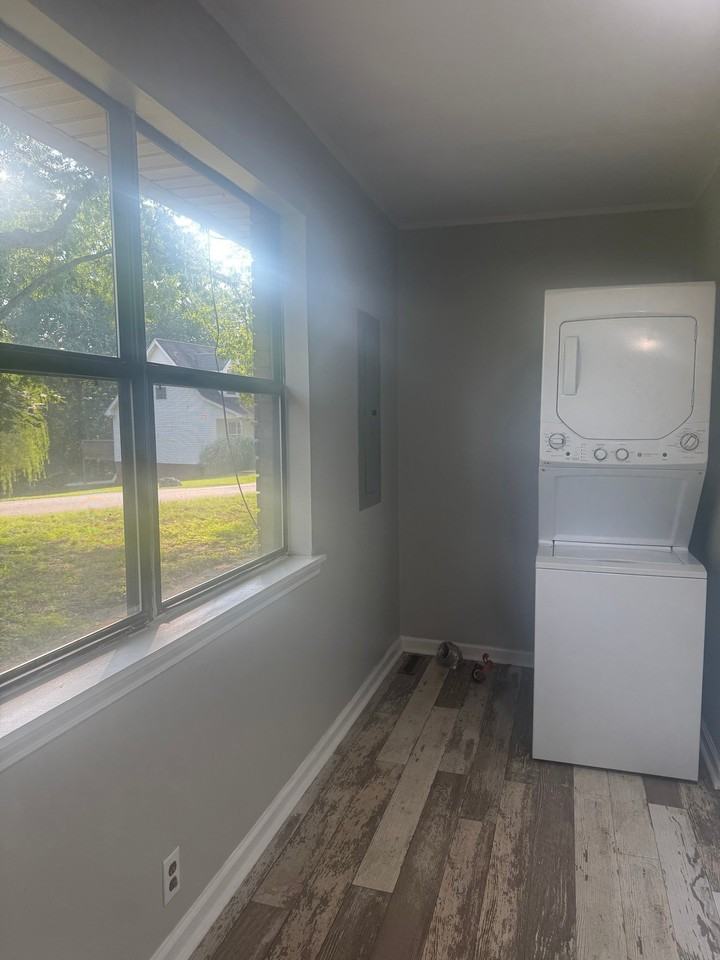 7657 Bethel Rd - Photo 2 of 9
