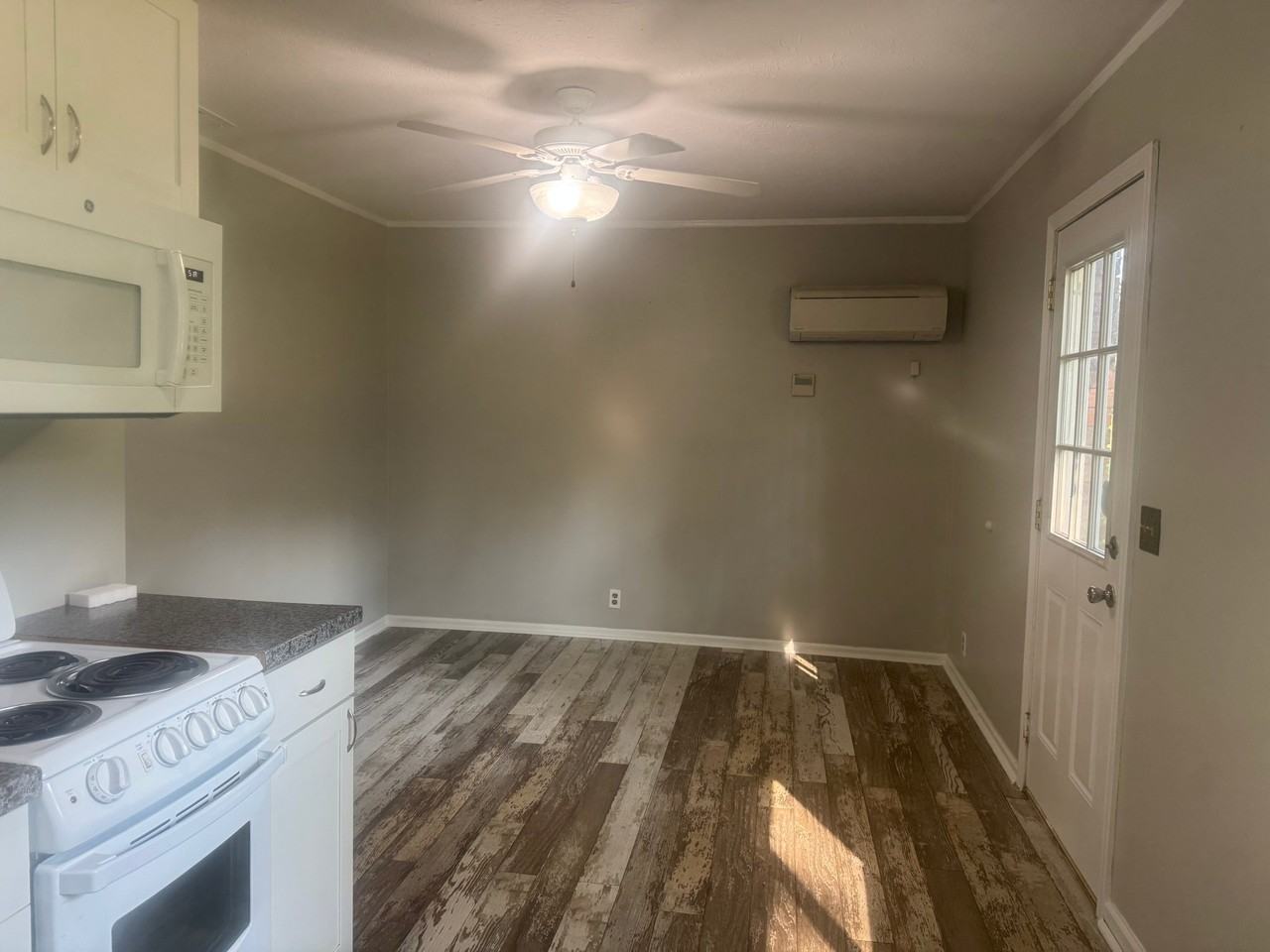 7657 Bethel Rd - Photo 4 of 9