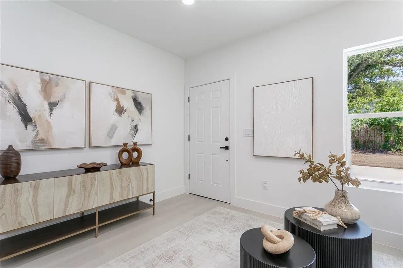 2329 26th Ave S - Photo 4 of 16
