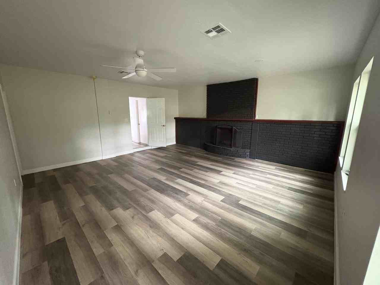 300 Sw 73rd Street Rd - Photo 2 of 10