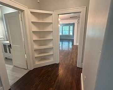 710 Nw 24th St - Photo 2 of 8