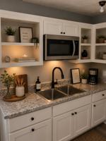 featured image of 563 East St