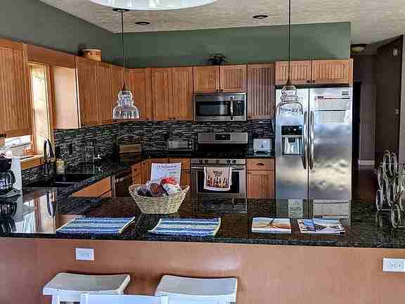 6690 Virnetta Dr - Photo 7 of 10