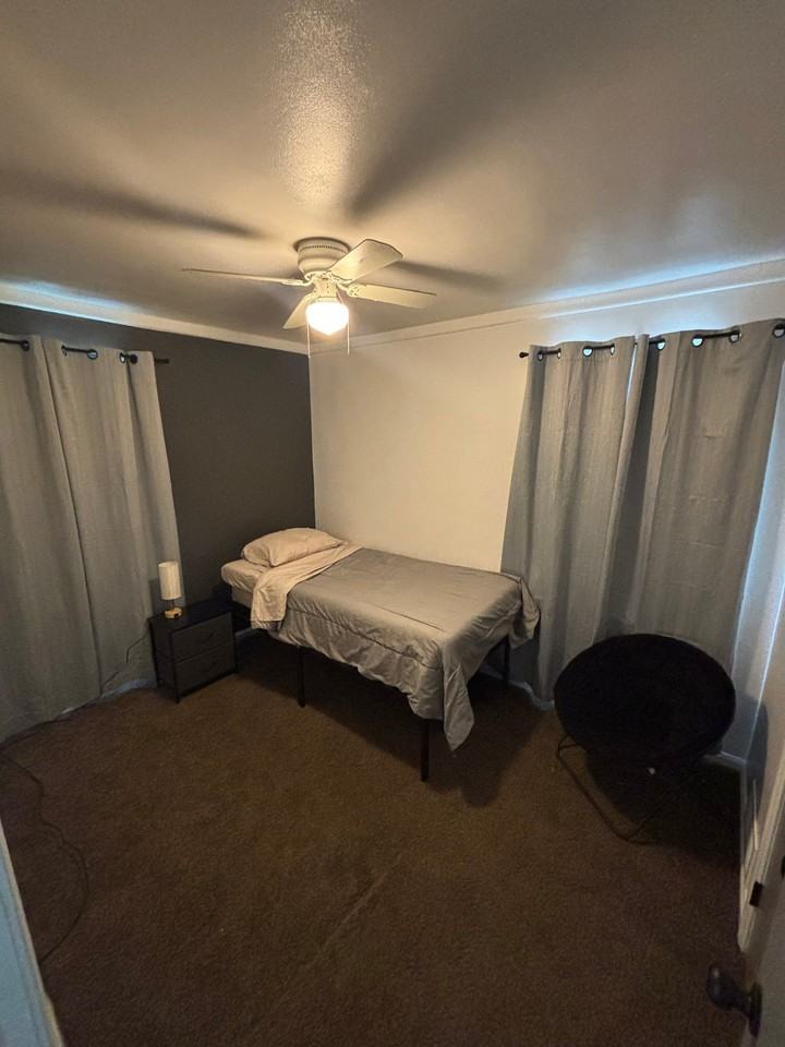 8083 Piedmont St - Photo 2 of 2
