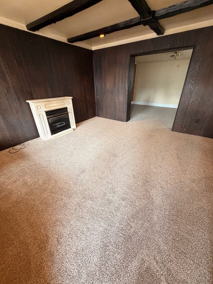 225 W Avenue - Photo 2 of 13