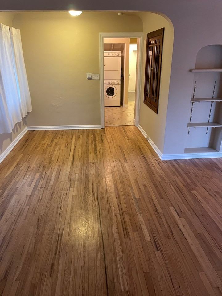 4176 S Highland Dr - Photo 2 of 11