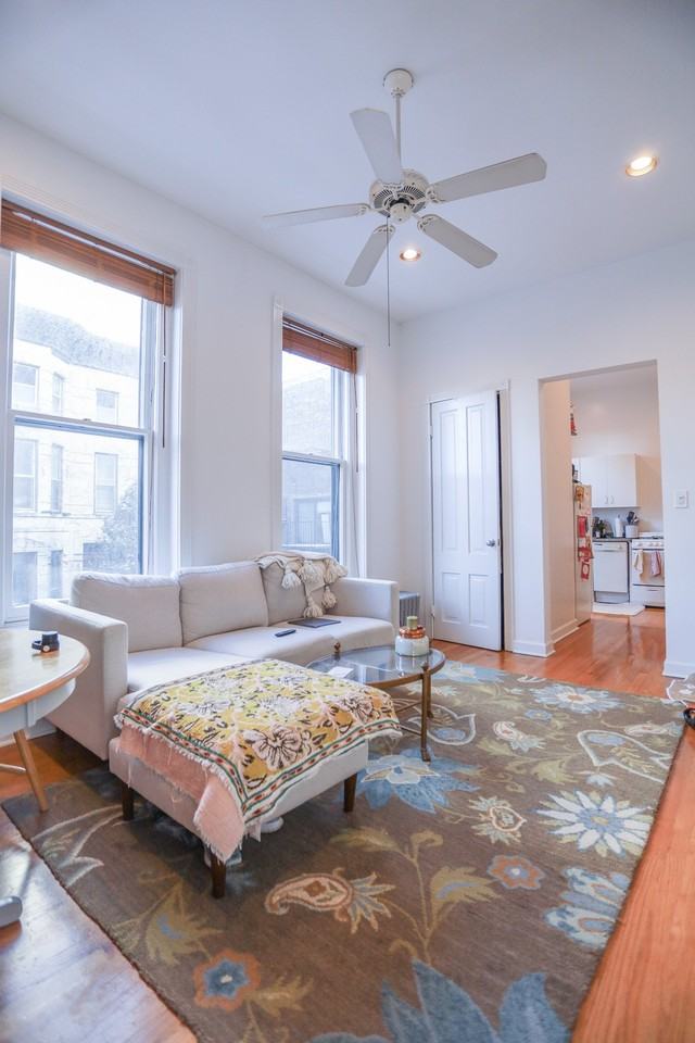 1765 N Wells St #2 - Photo 5 of 17