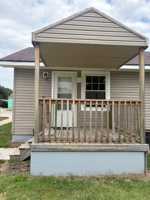 featured image of 909 S Terrace Dr