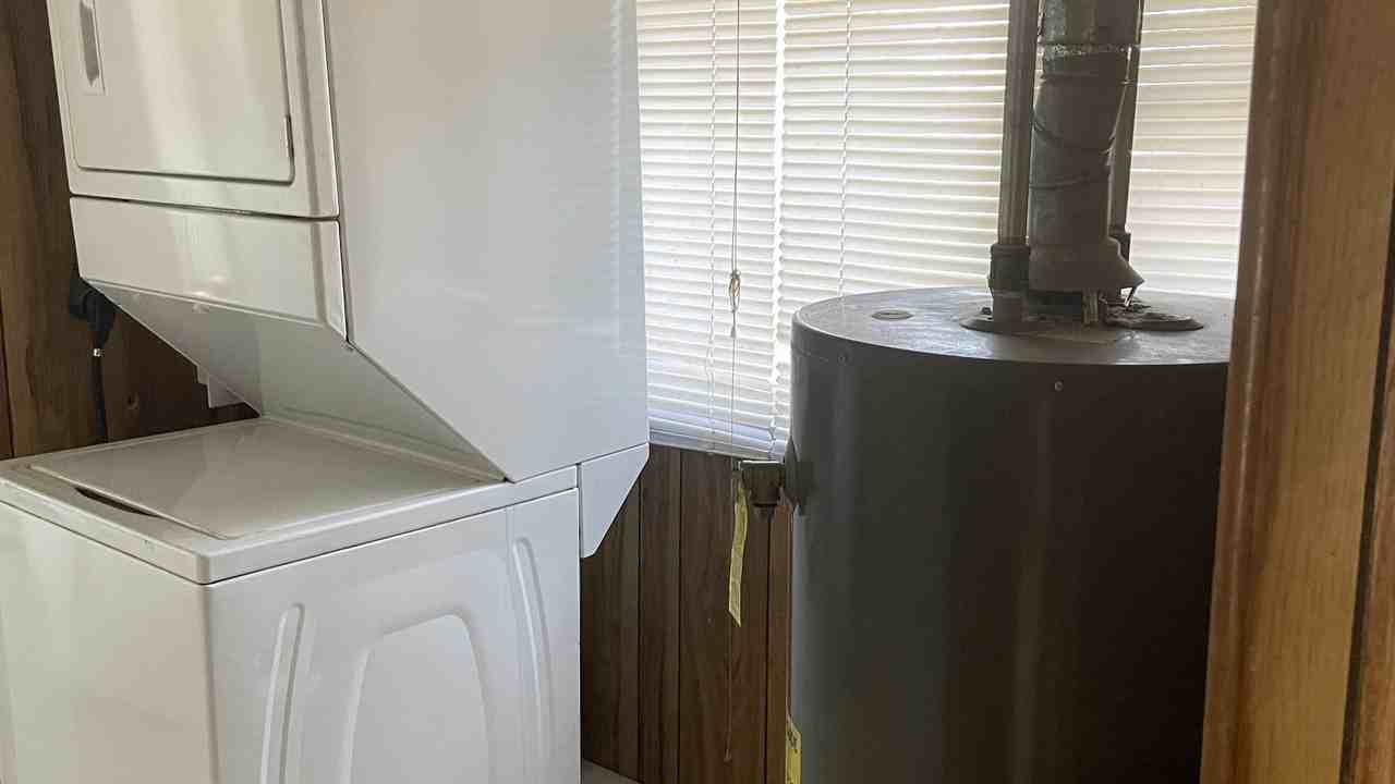 2008 N Euclid Ave - Photo 3 of 14