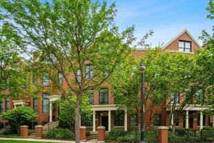 1813 Admiral Ct - Photo 1 of 1