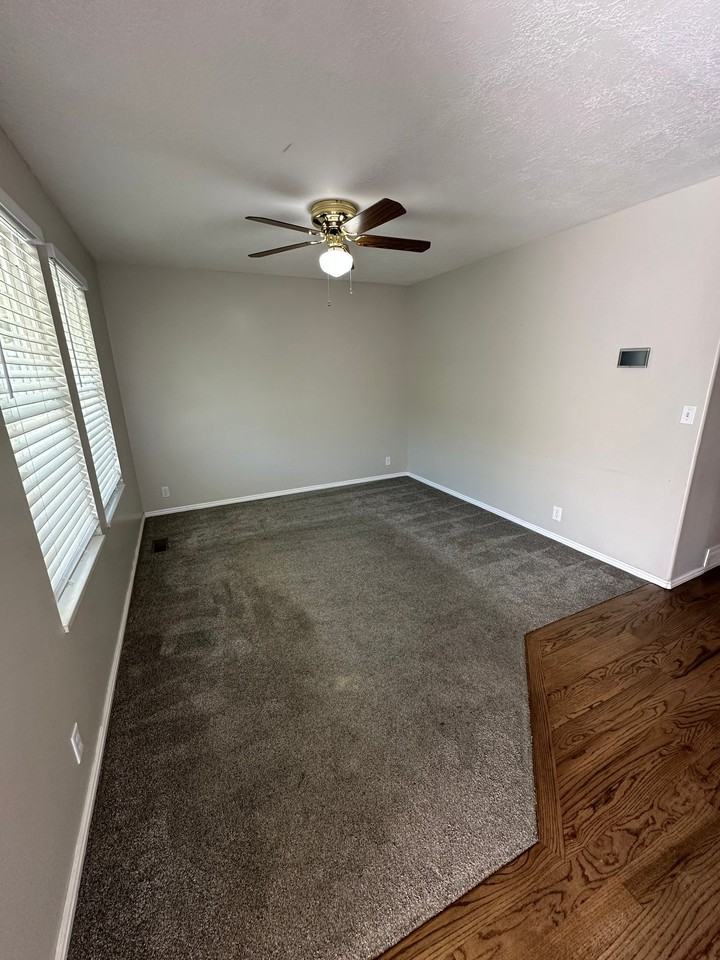 1397 Willow Valley Dr - Photo 2 of 20