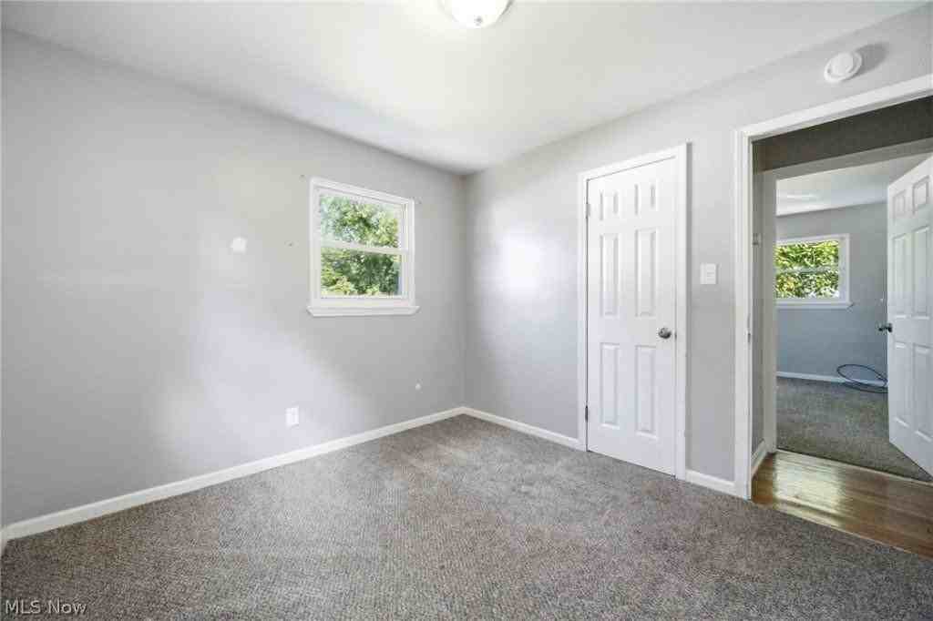 4068 East Blvd - Photo 7 of 14