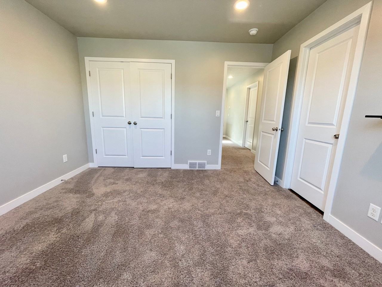 12038 S El Capitan Ln - Photo 5 of 13