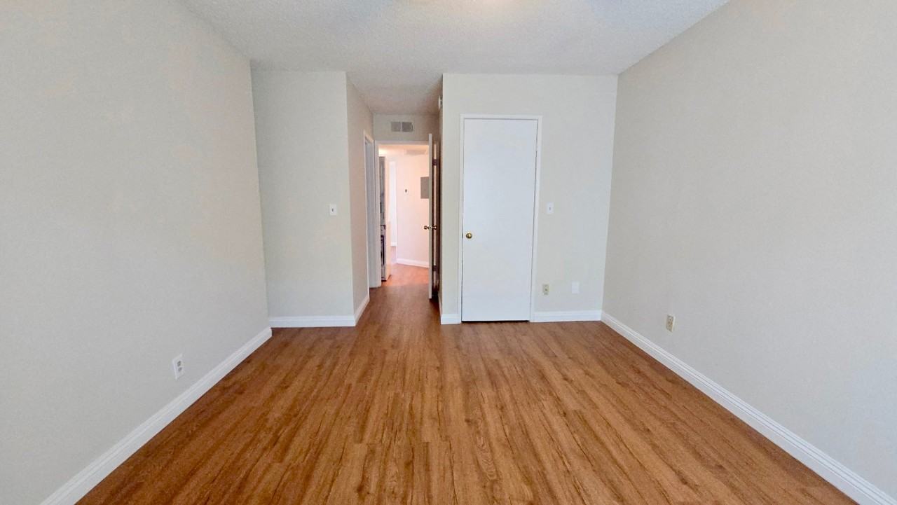 657 W California Ave - Photo 6 of 14