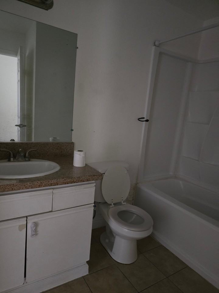 1440 W Edgehill Rd - Photo 3 of 4