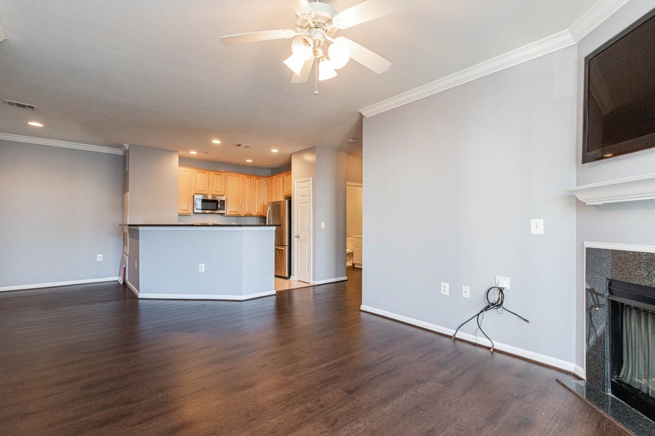 11317 Aristotle Dr - Photo 2 of 20