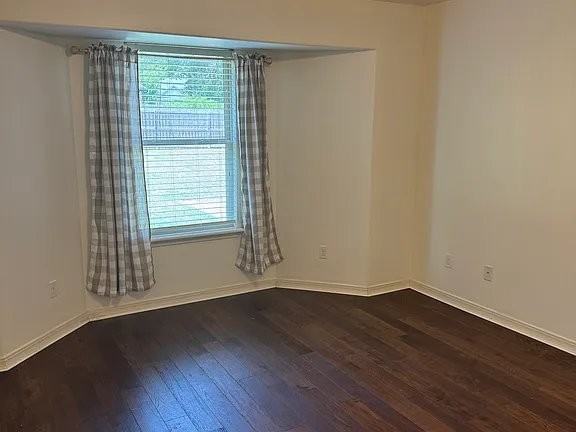 489 N Drewrys Bluff Dr - Photo 7 of 12