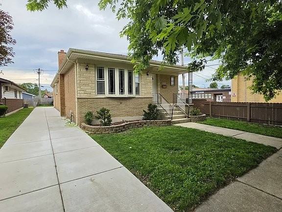 9433 Massasoit Ave - Photo 2 of 19