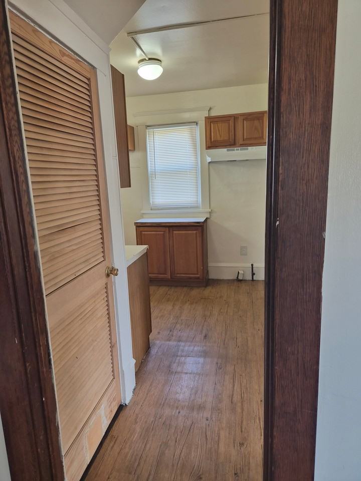 2227 6th St Nw - Photo 5 of 15
