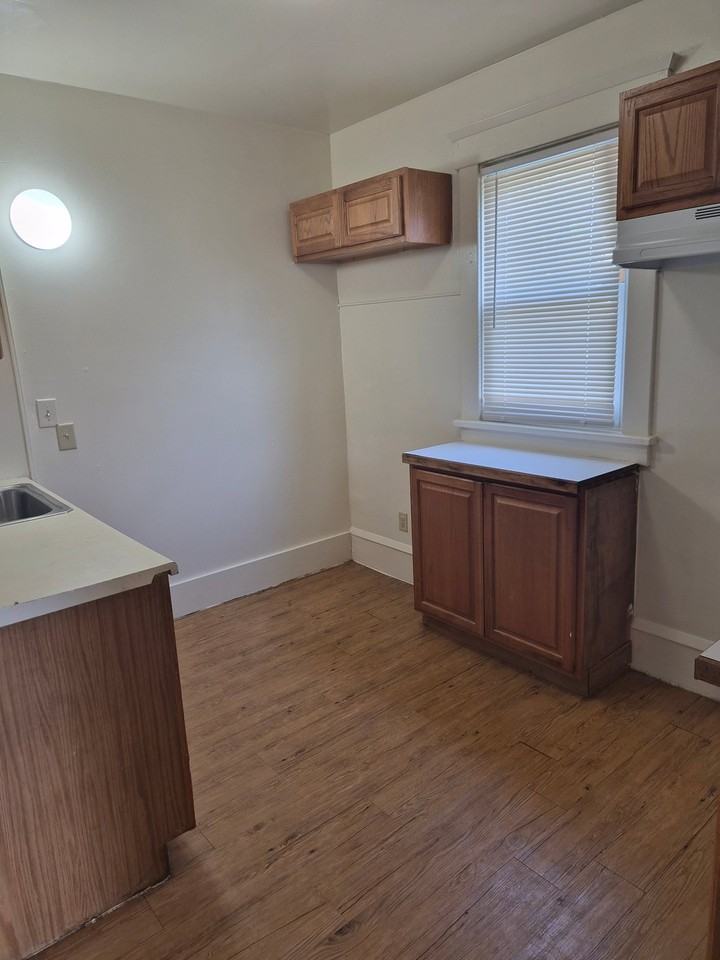 2227 6th St Nw - Photo 7 of 15