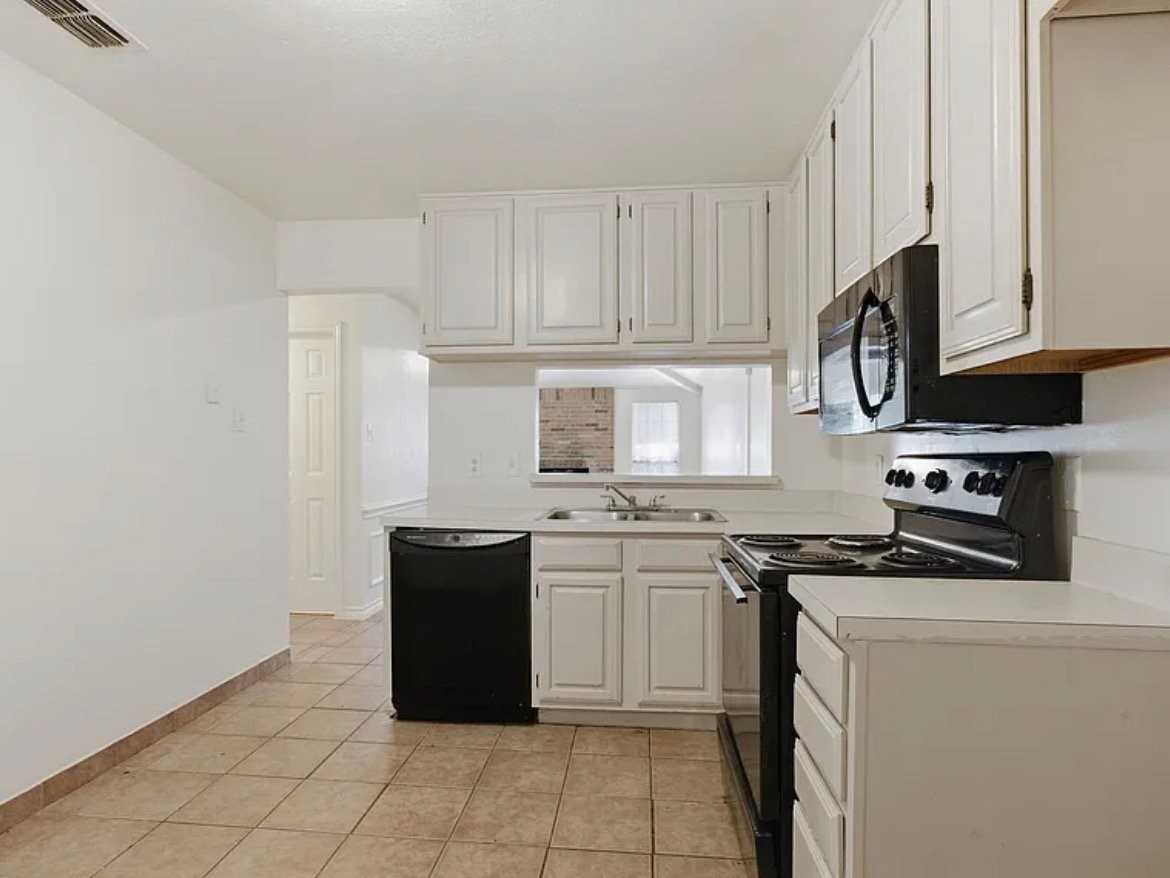 4208, Ticino Valley Ct,, - Photo 6 of 7
