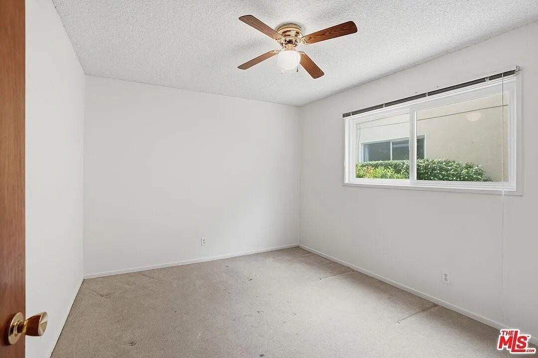 6701 Neddy Ave - Photo 6 of 18