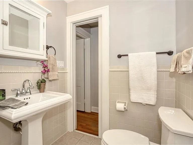 4707 Wyoming St - Photo 4 of 11