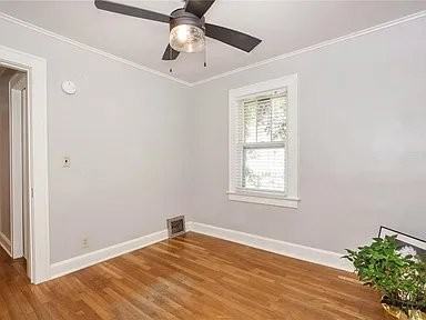 4707 Wyoming St - Photo 5 of 11