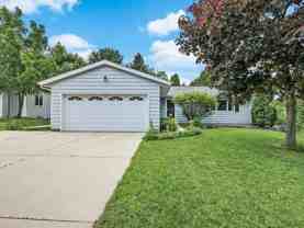 2914 Maple Grove Dr - Photo 1 of 1