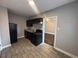 featured image of 6055 S Troy St
