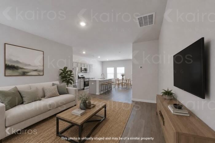 2097 Banyon Cir - Photo 4 of 28