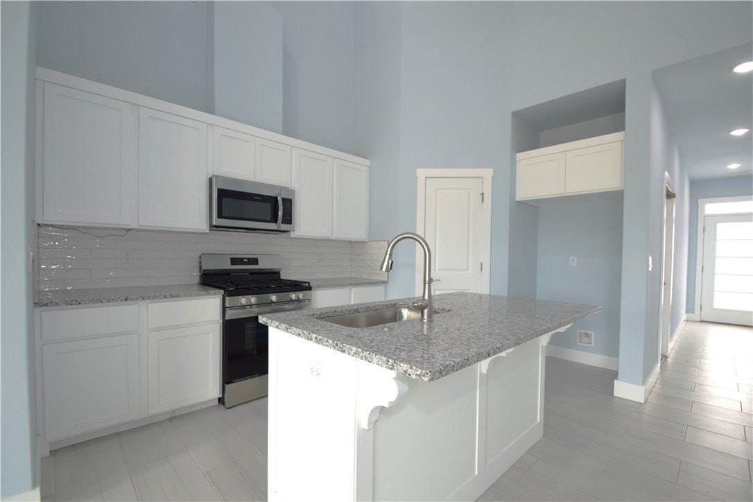 520 Amethyst Rd - Photo 5 of 15