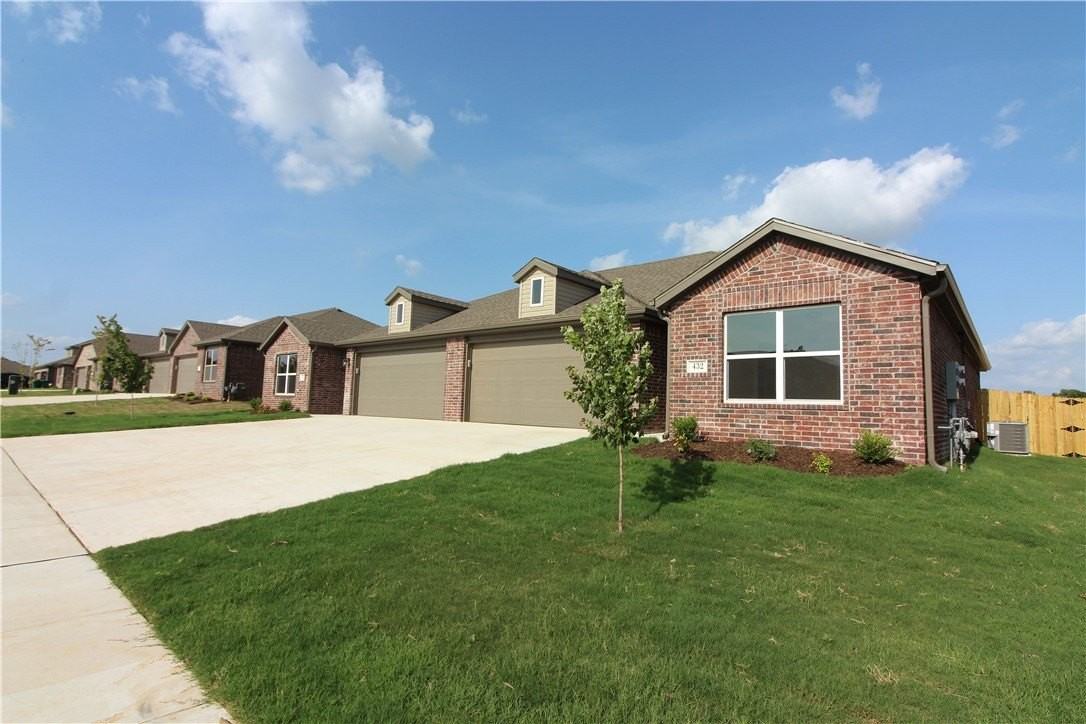 432 Barbet Dr - Photo 2 of 22