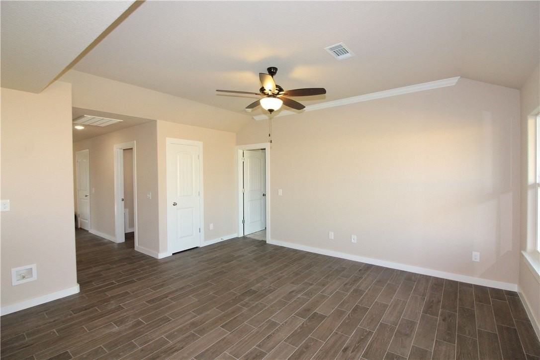 432 Barbet Dr - Photo 3 of 22