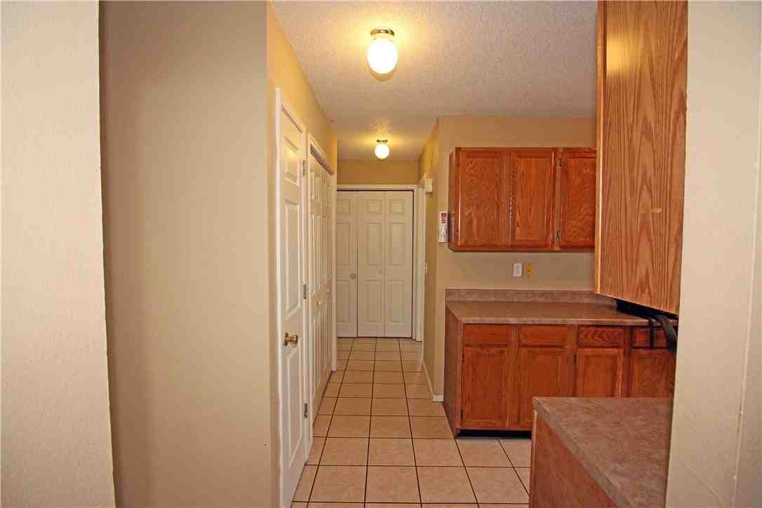 207 Se 17th St - Photo 5 of 18