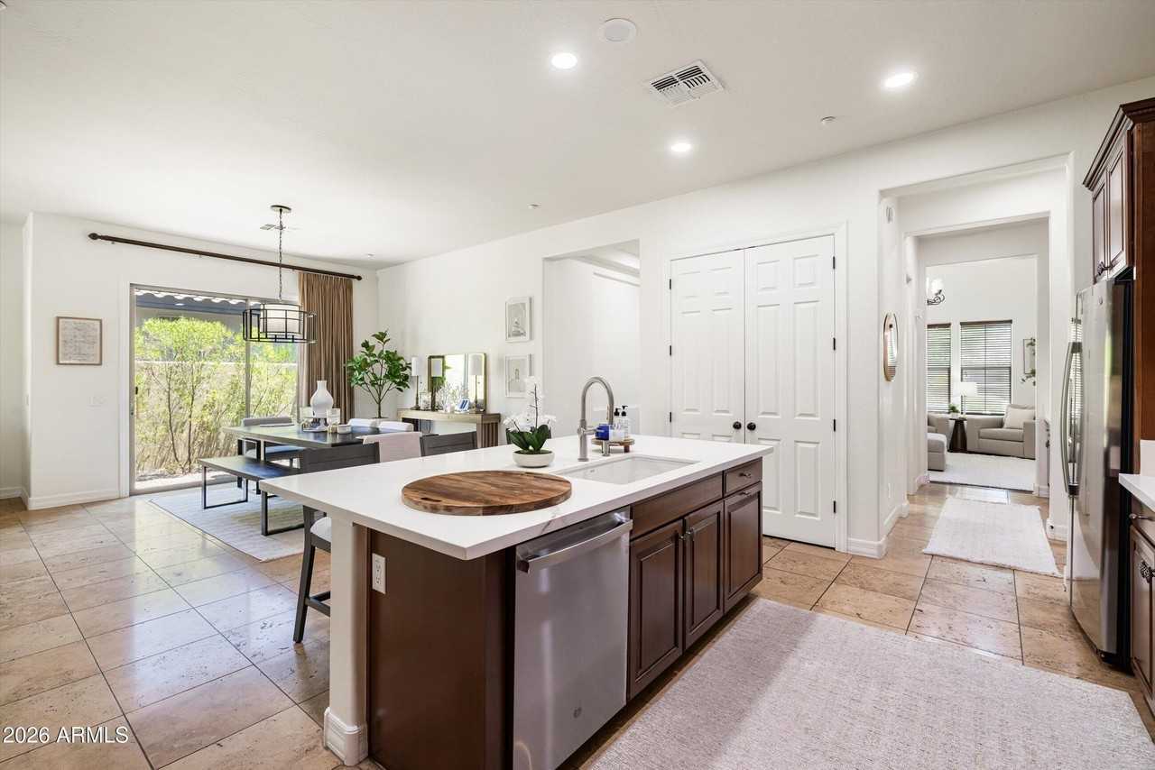 9260 E Desert Village Dr - Photo 7 of 44