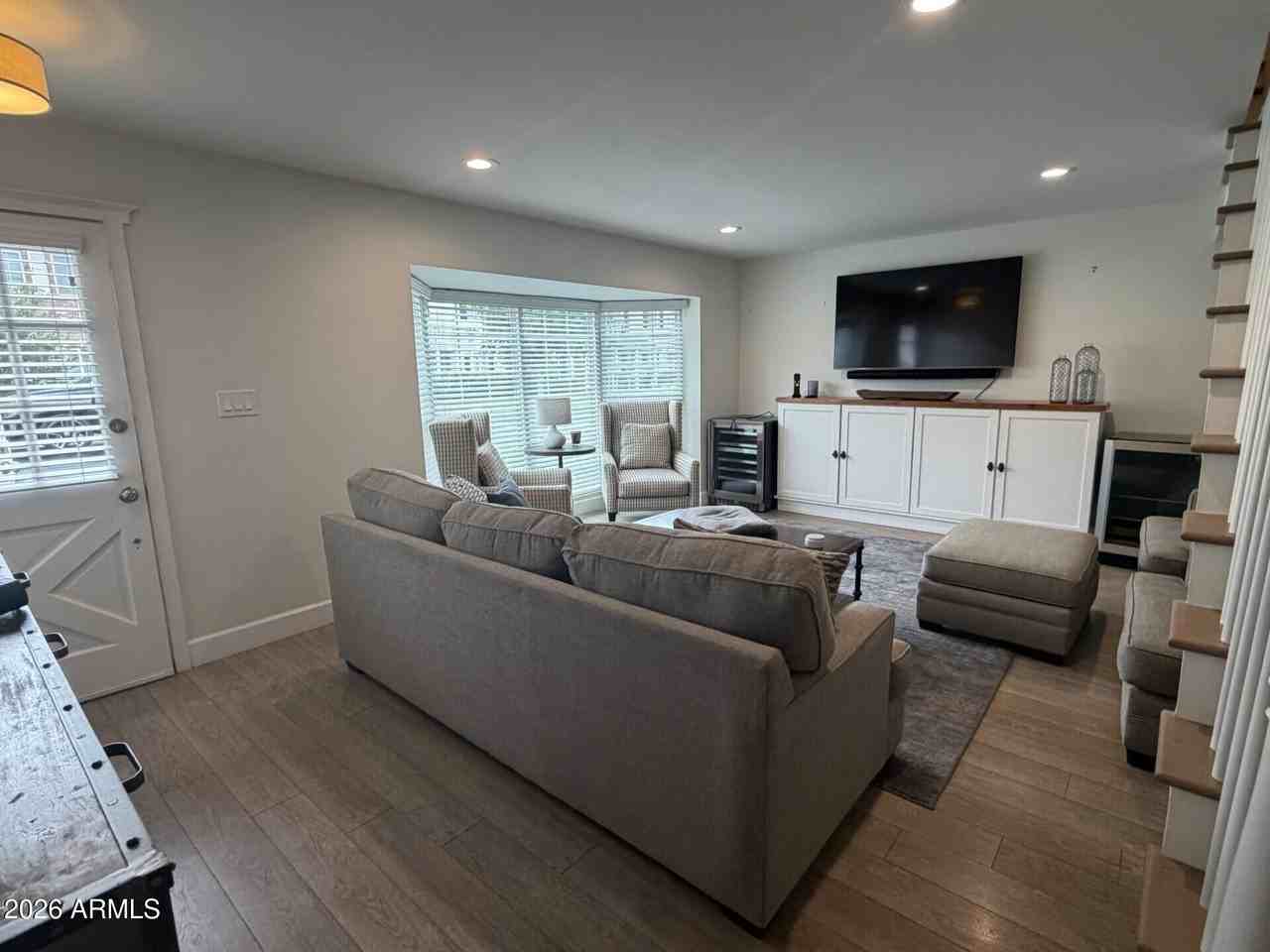 4061 E Campbell Ave - Photo 3 of 26