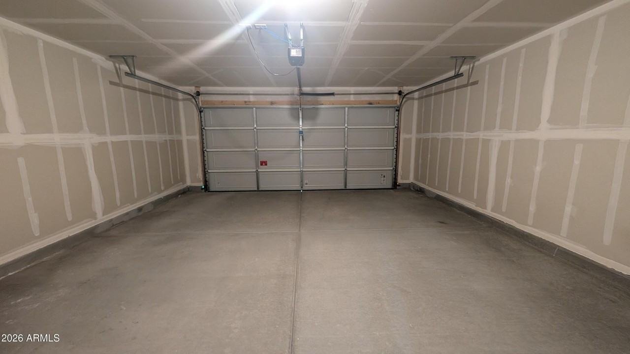 334 W Park View Ln - Photo 5 of 13