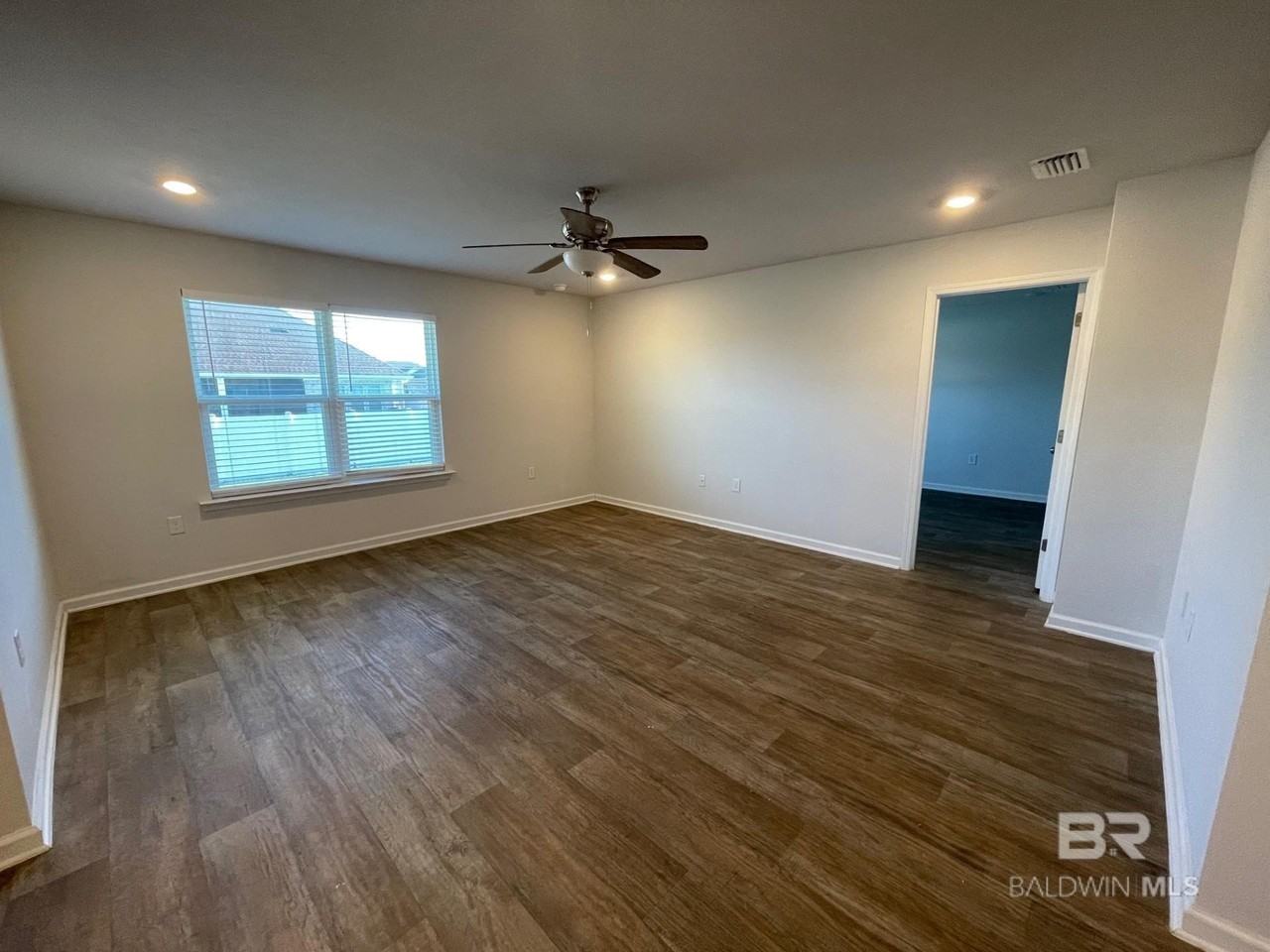 10817 Northern Dancer Ct - Photo 5 of 17