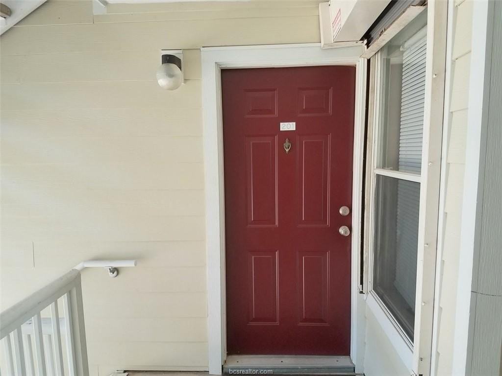 519 Southwest Pkwy #201 - Photo 2 of 17