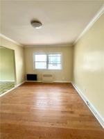 featured image of 748 E 86th St #2