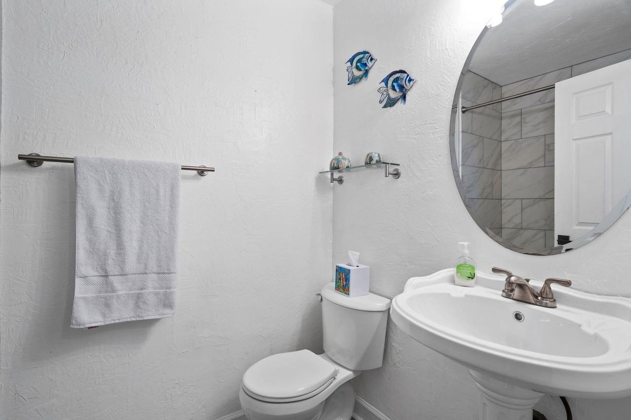 195 Brownwood Cir - Photo 5 of 32