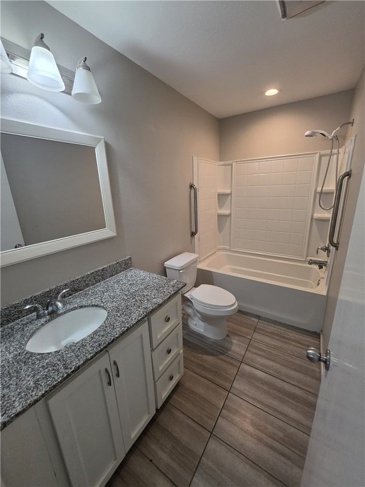 2937 Ruth St - Photo 3 of 8