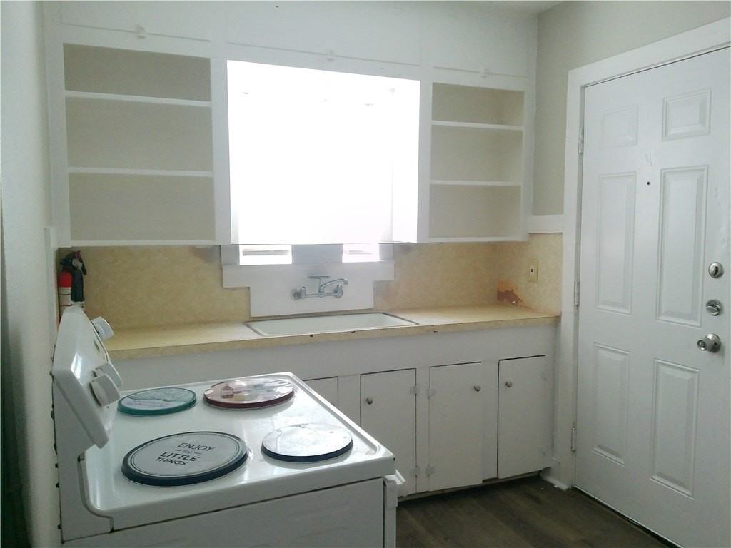 1559 18th St - Photo 7 of 11